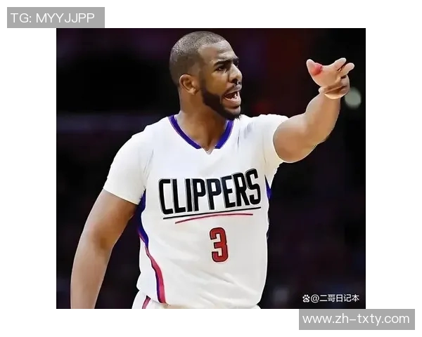 保罗重返快船基地训练展现老炮风采双手暴扣引发球迷热议